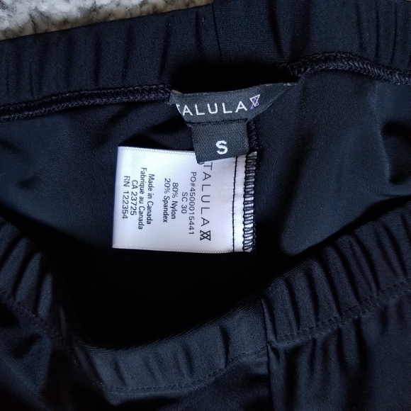 Tulula - Aritzia black leggings. Size small - Picture 3 of 5